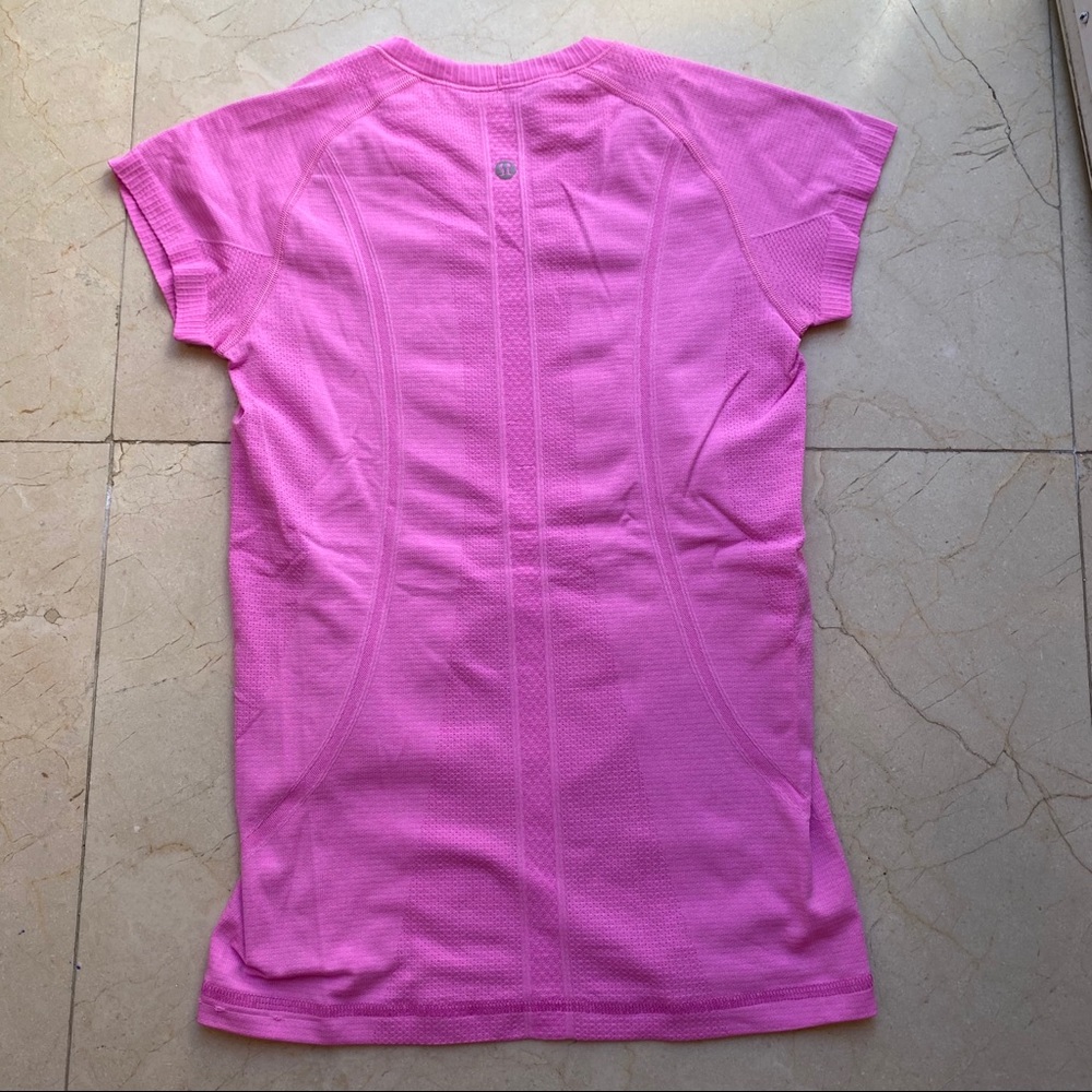 Lululemon Swiftly Tech Short Sleeve Fuchsia